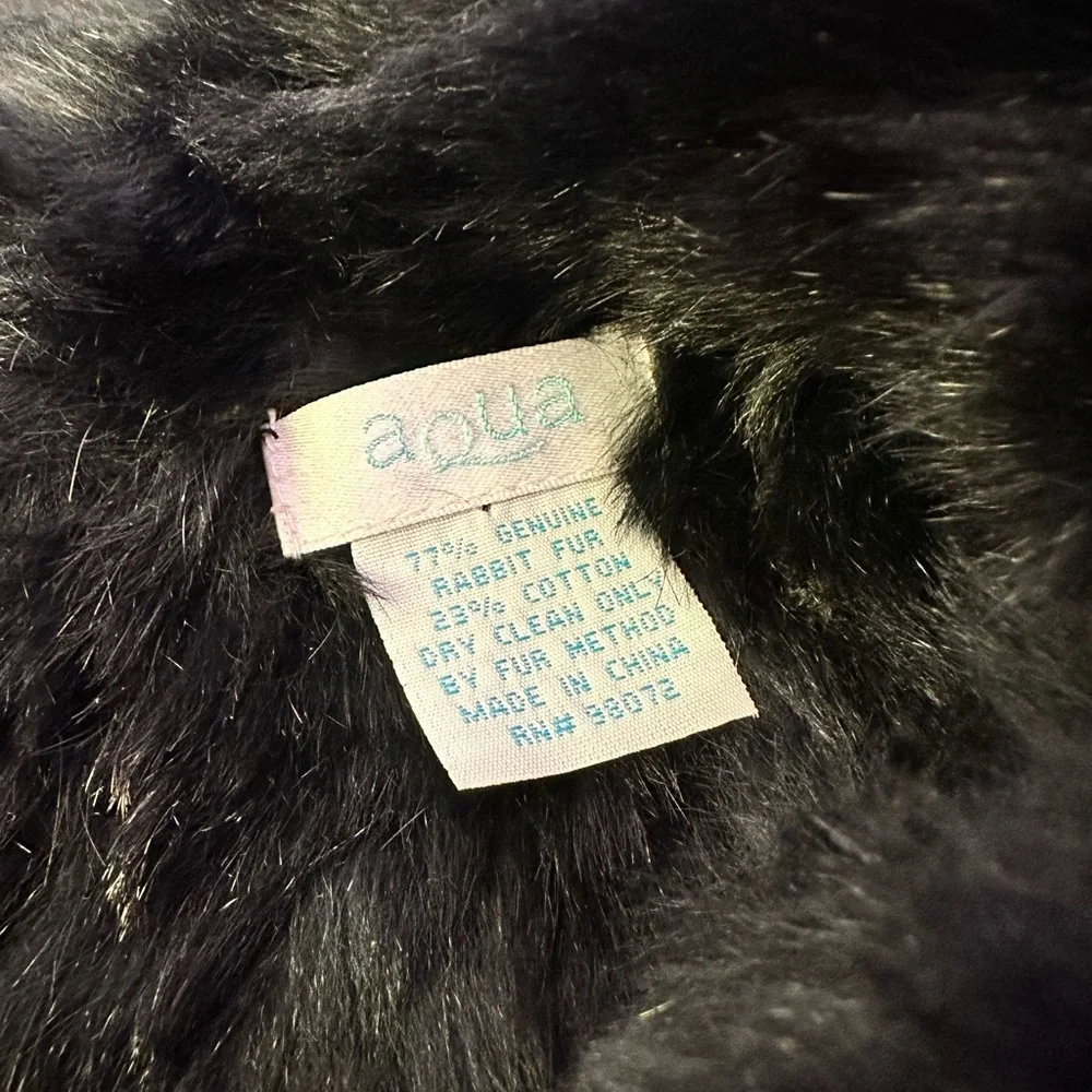 Bloomingdale’s‎ black rabbit fur capelet - Picture 5 of 10